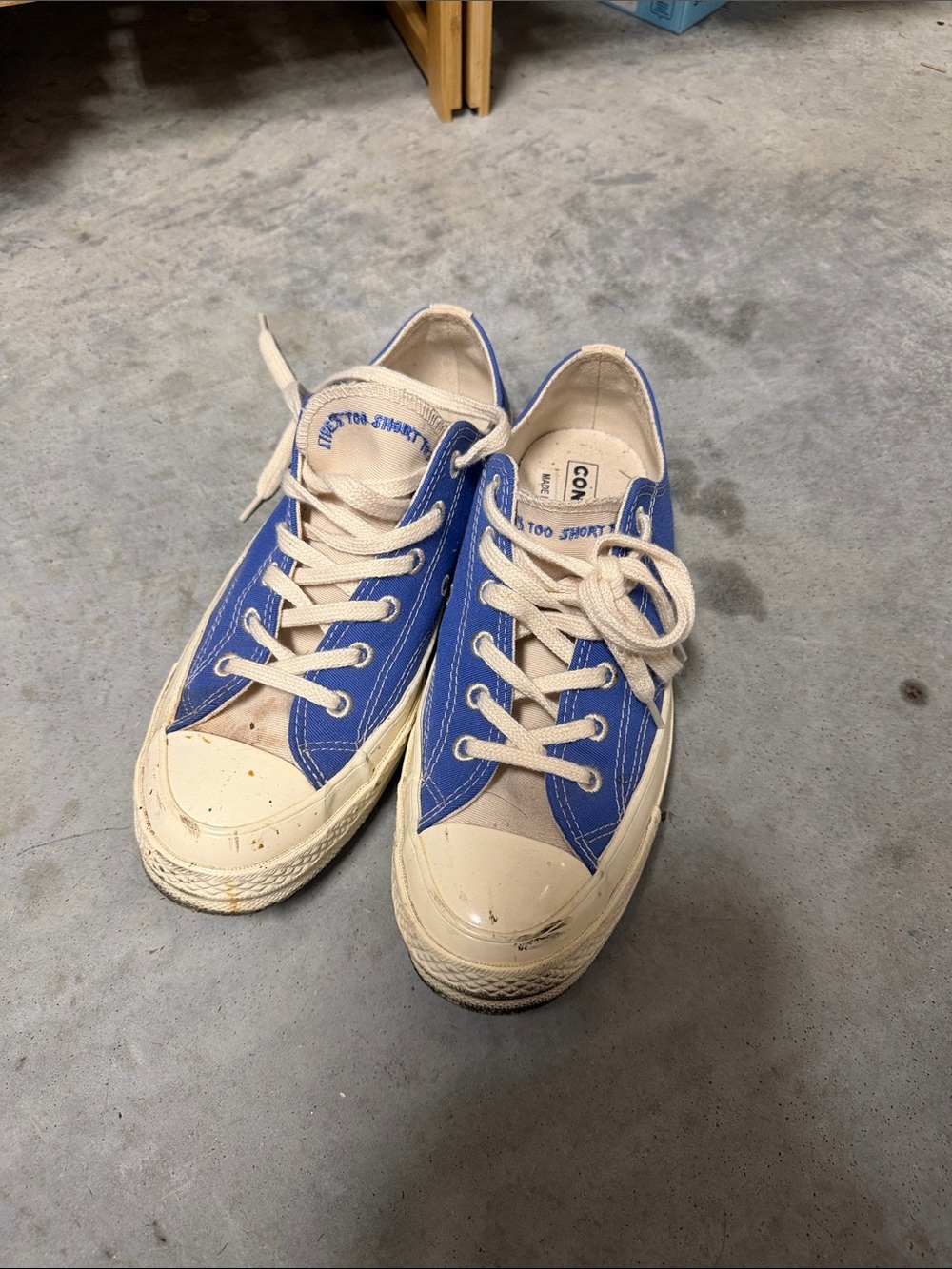 Converse Low-Top Sneakers in Blue and Cream